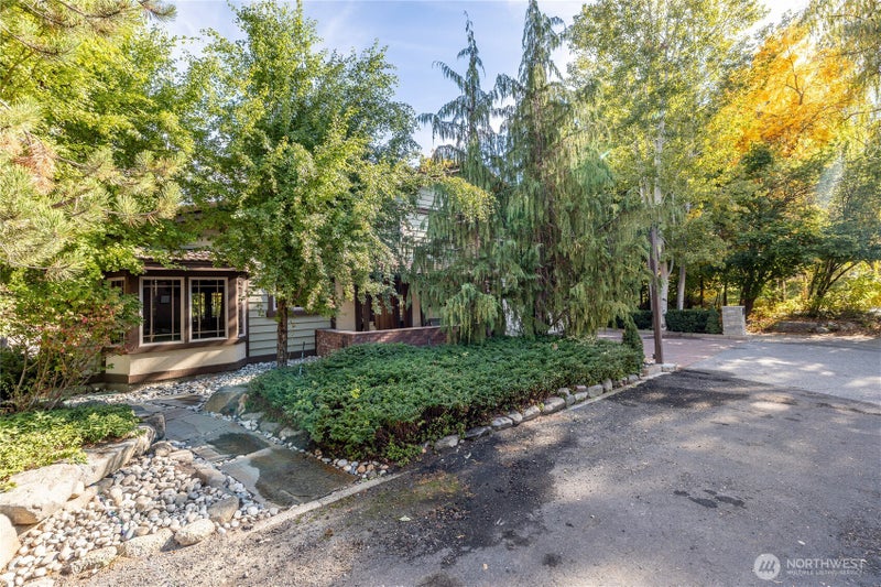 310 Division Street