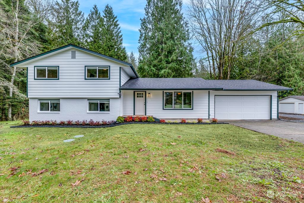 Photo of 11607 Woods Lake Road, Monroe, WA 98272 (MLS # 2311558)