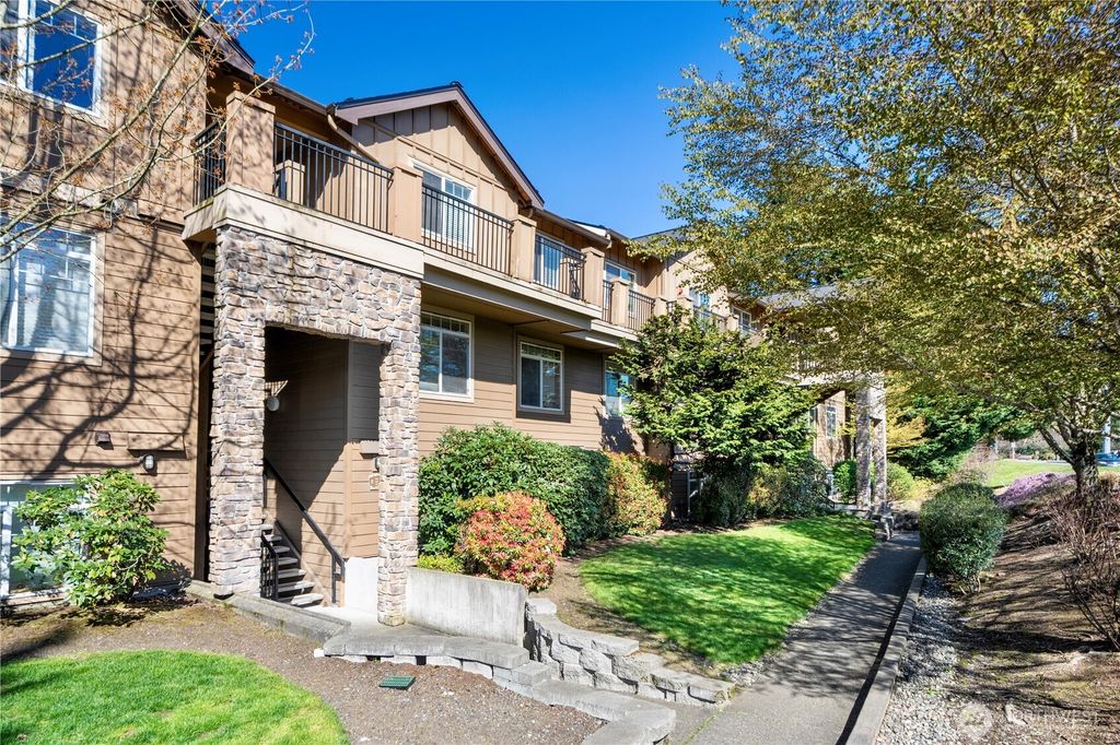 Photo of 18930 Bothell Everett Highway #E103, Bothell, WA 98012 (MLS # 2504777)