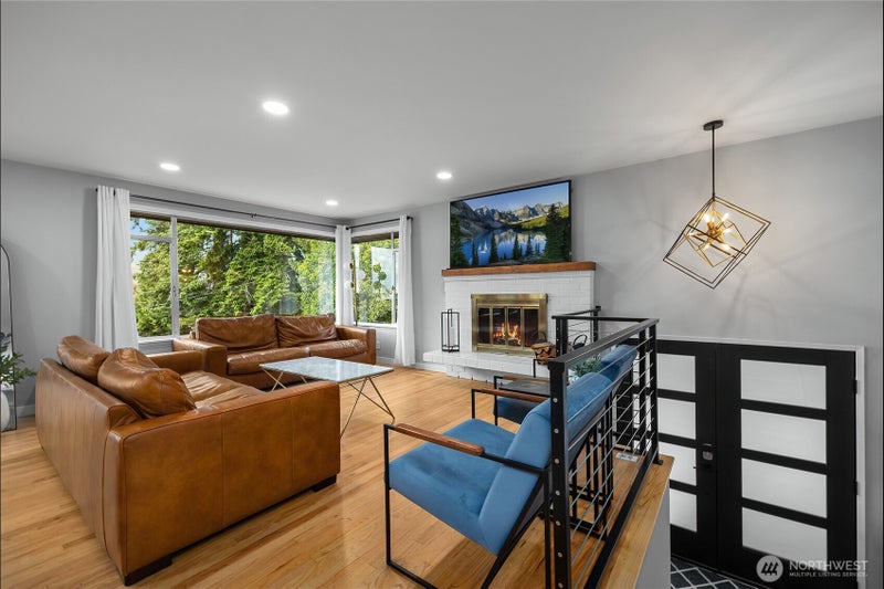 18230 88th Avenue W