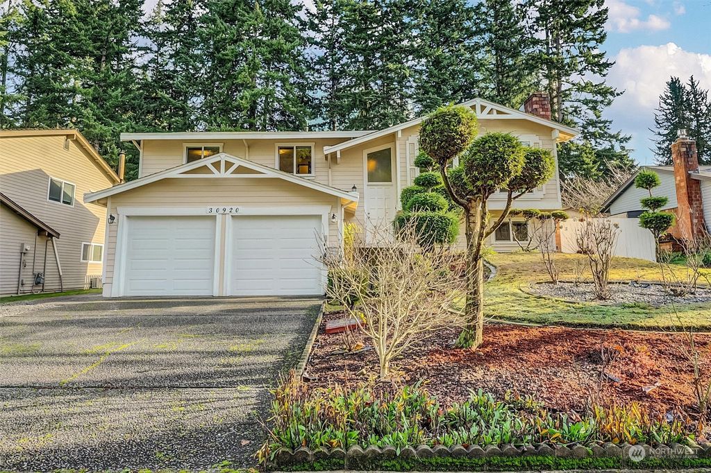 Photo of 30920 5th Place S, Federal Way, WA 98003 (MLS # 2185989)