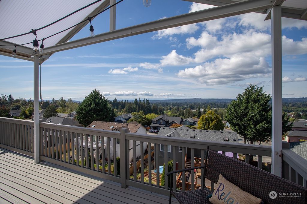 Photo of 8520 77th Avenue NE, Marysville, WA 98270 (MLS # 2162171)