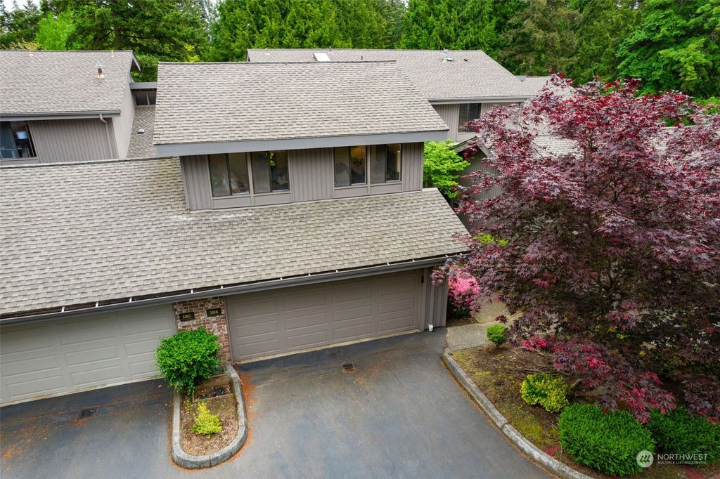 Photo of 124 141st Place NE, Bellevue, WA 98007 (MLS # 2240083)