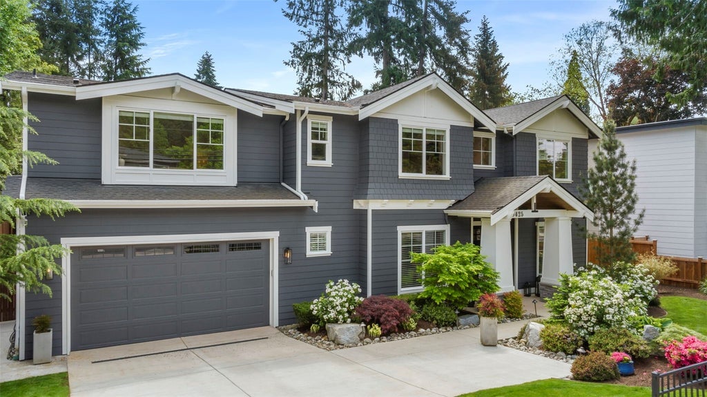 Photo of 10425 NE 112th Street, Kirkland, WA 98033 (MLS # 2599013)