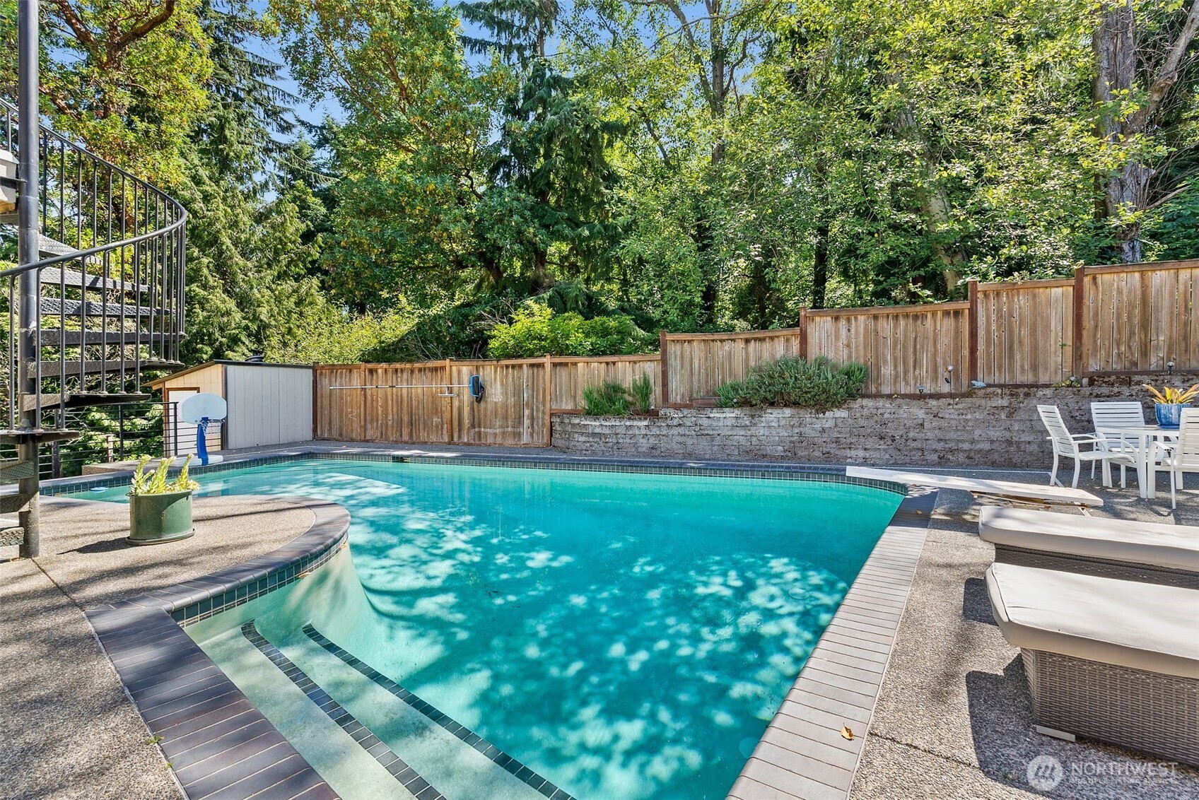 1933 Norma Road NE