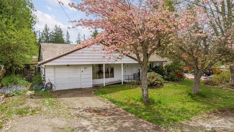 Photo of 1305 N 171st Street, Shoreline, WA 98133 (MLS # 2506249)