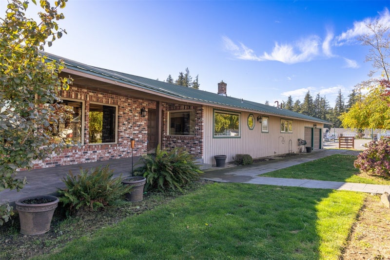 7368 Everson Goshen Road