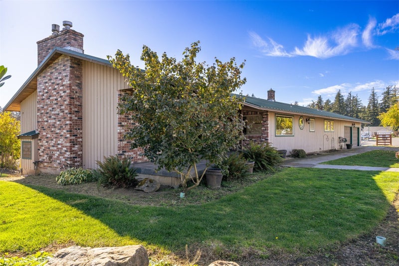 7368 Everson Goshen Road