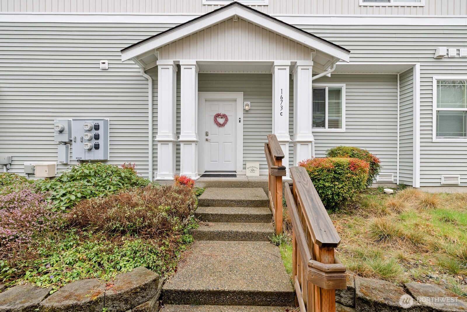 1673 Burnside Place C