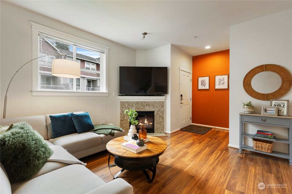 Photo of 2934 SW Raymond Street, Seattle, WA 98126 (MLS # 2253284)