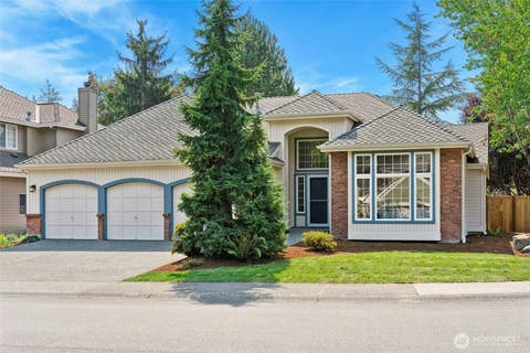 Photo of 2489 239th Place NE, Sammamish, WA 98074 (MLS # 2574215)