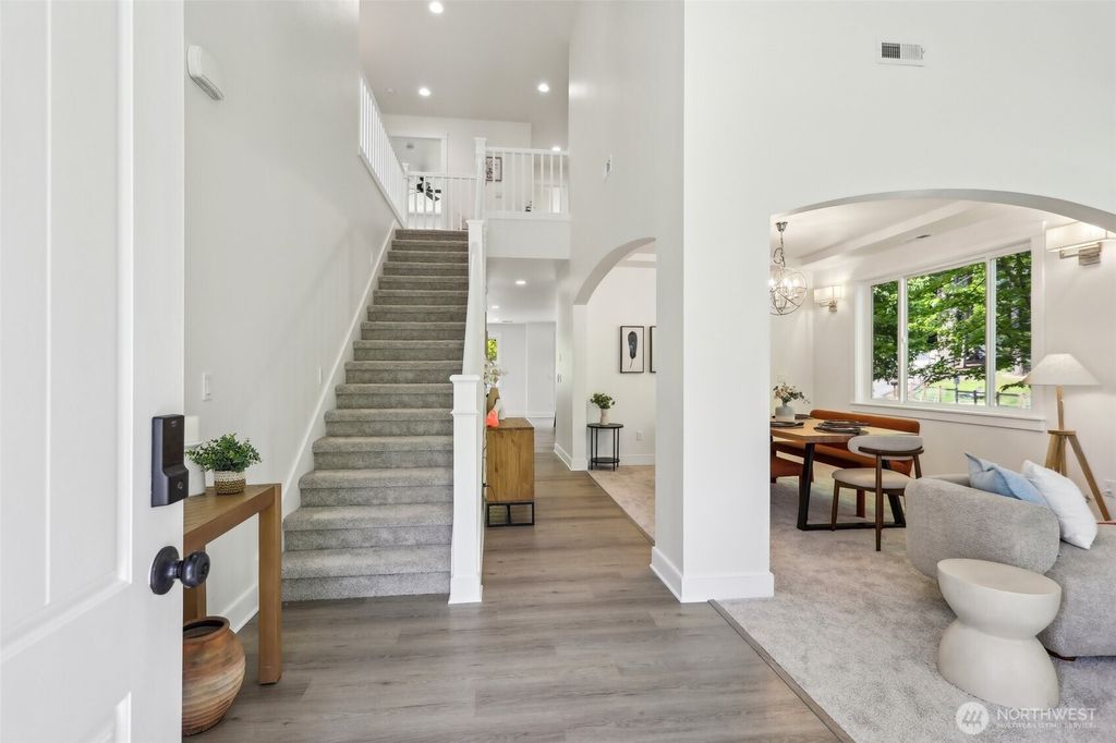 Photo of 5015 240th Place SE, Issaquah, WA 98029 (MLS # 2511813)