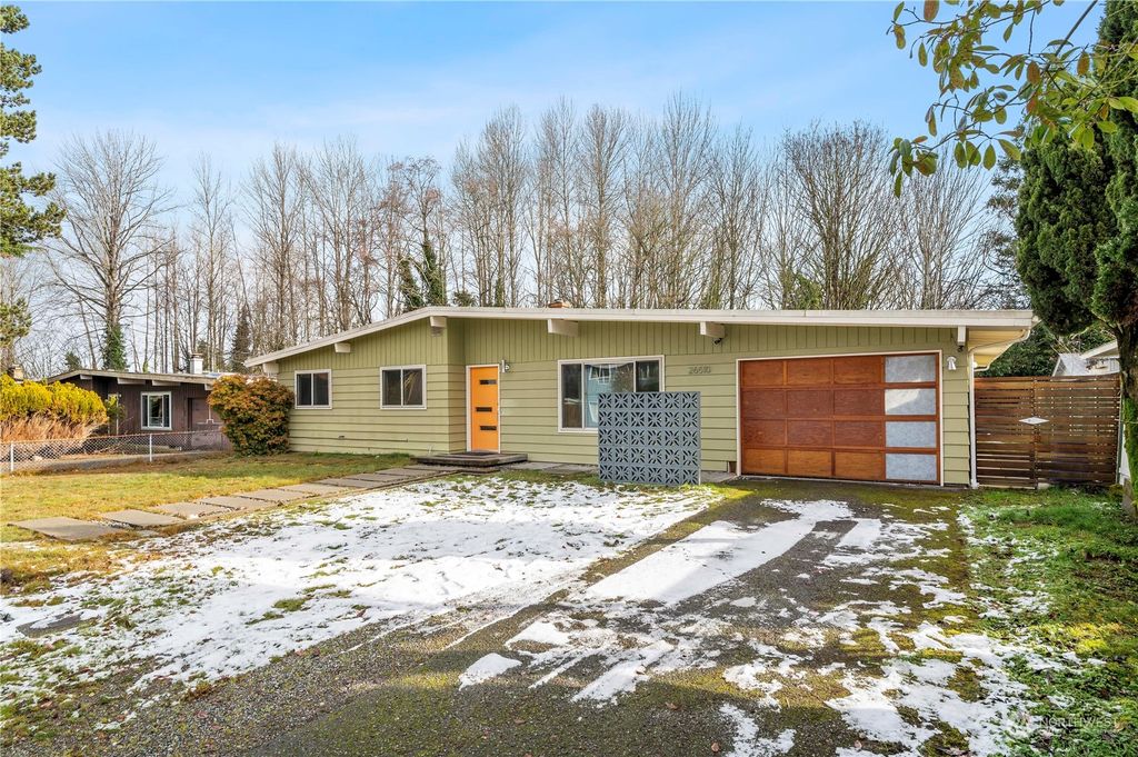 Photo of 26510 19th Place S, Des Moines, WA 98198 (MLS # 2329633)