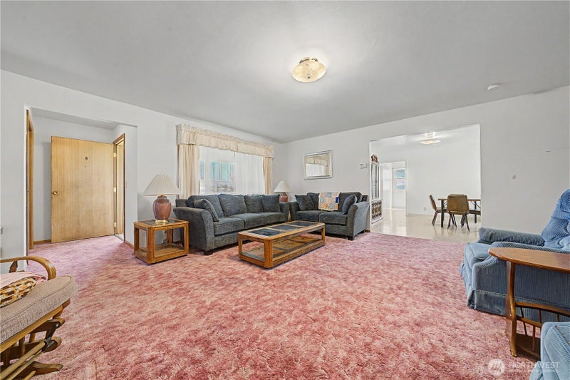 420 11th Street SW