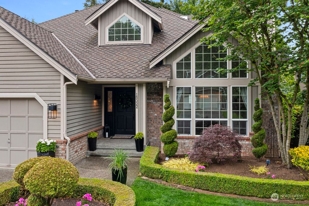 Photo of 15322 92nd Place NE, Bothell, WA 98011 (MLS # 2254000)