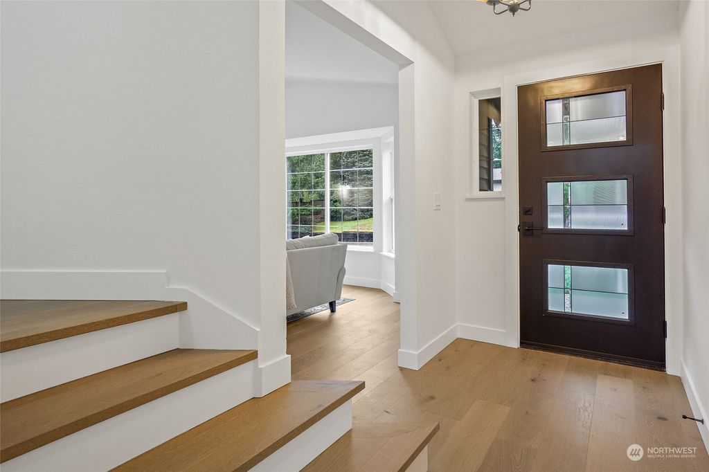 Photo of 22009 NE 13th Place, Sammamish, WA 98074 (MLS # 2192280)