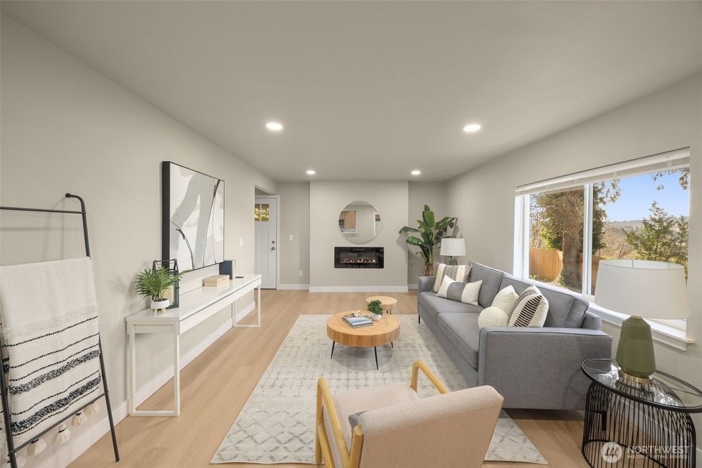 Photo of 12041 S 56th Place, Seattle, WA 98178 (MLS # 2497261)