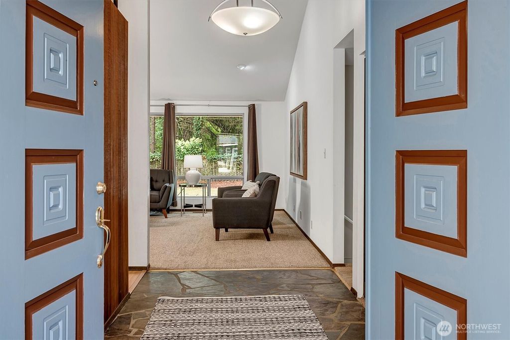 Photo of 15025 SE 22nd Street, Bellevue, WA 98007 (MLS # 2405859)