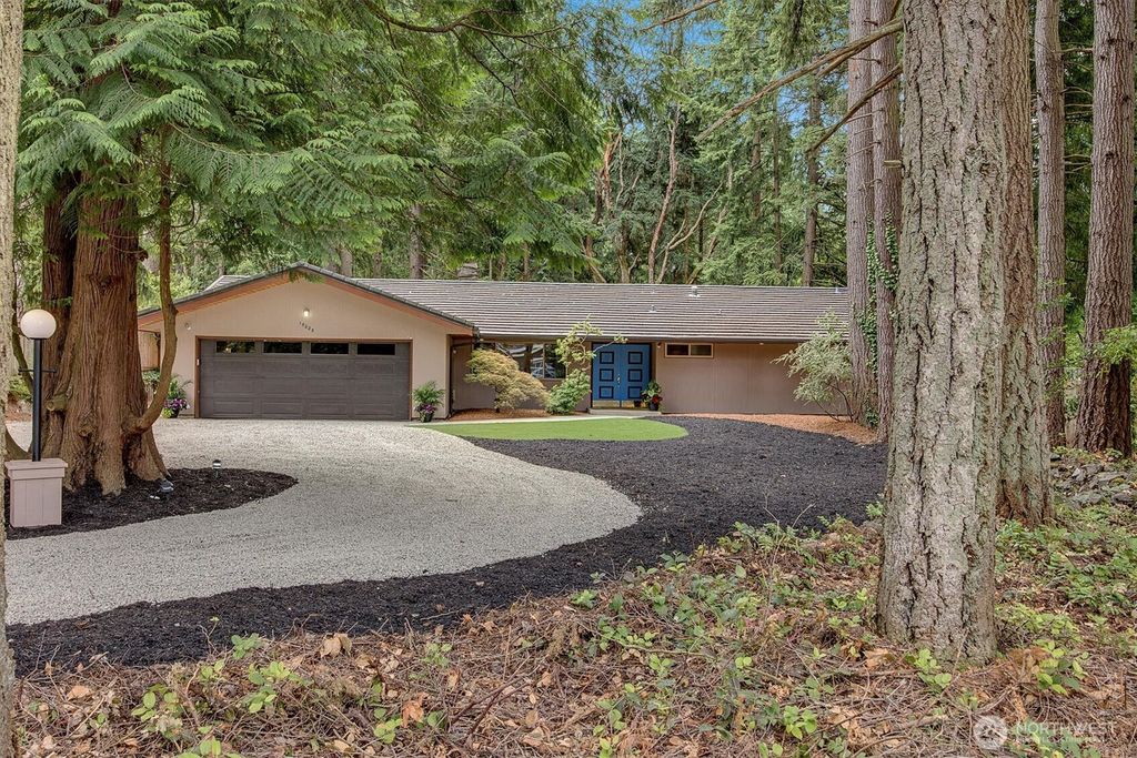 Photo of 15025 SE 22nd Street, Bellevue, WA 98007 (MLS # 2405859)