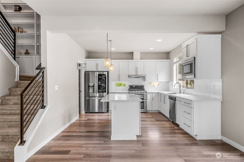 Photo of 12718 35th Avenue SE #J4, Everett, WA 98208 (MLS # 2129788)