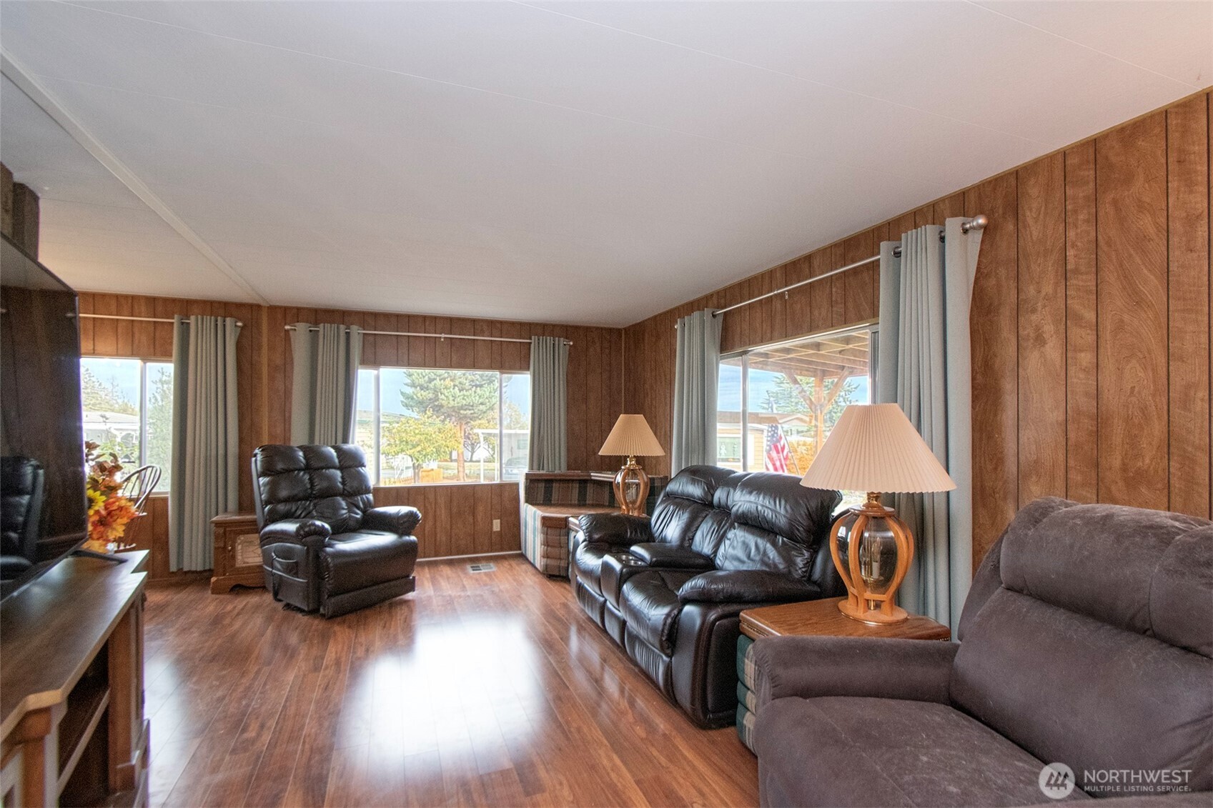 42 Juniper Mobile Estates