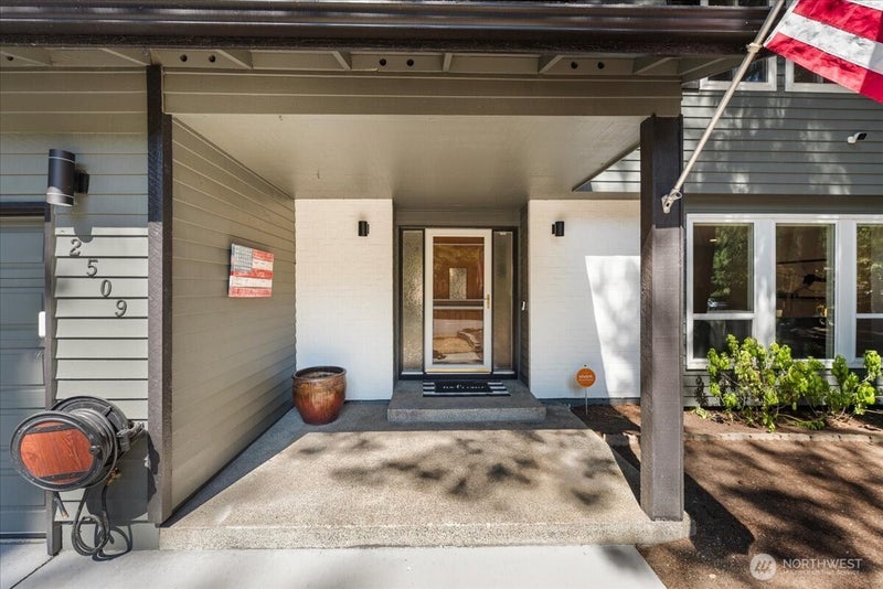 2509 Manorwood Drive