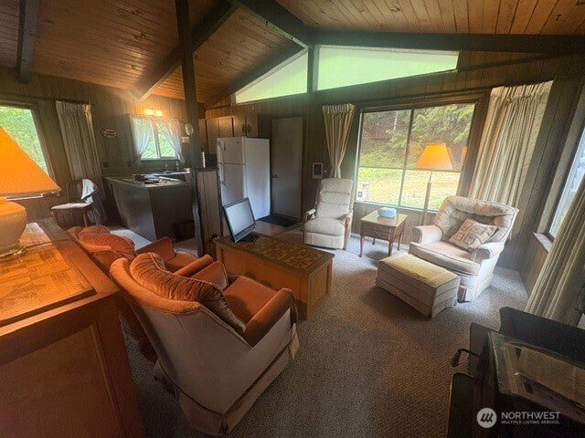 450 Duckabush Drive W