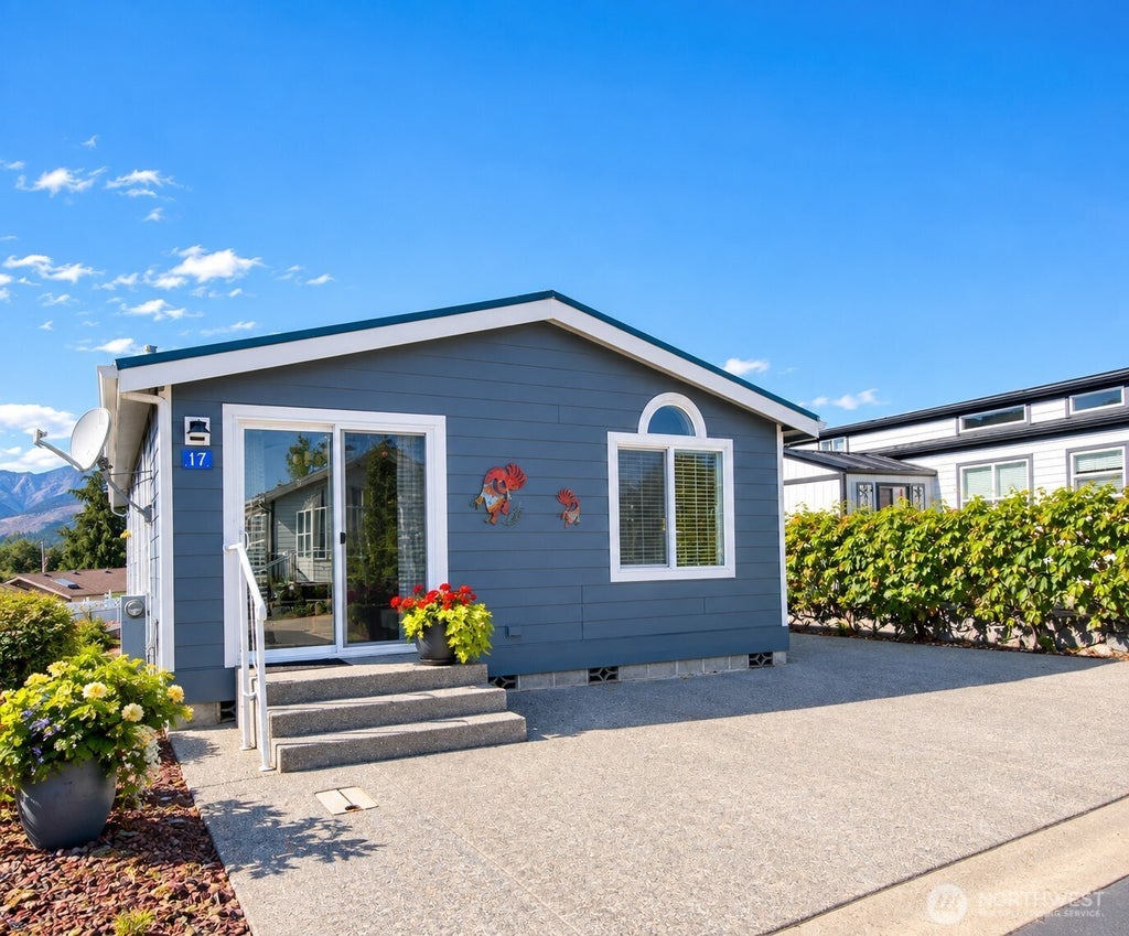 Photo of 1000 State Route 150 #17, Manson, WA 98831 (MLS # 2588172)