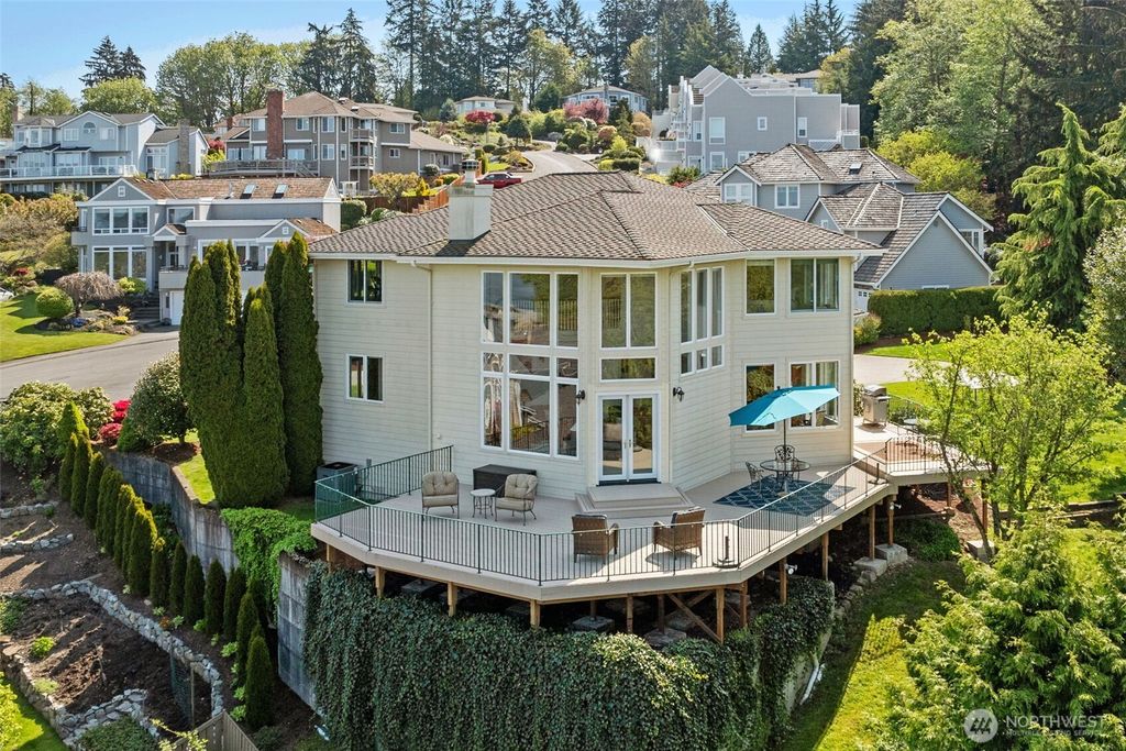Photo of 30941 37th Place SW, Federal Way, WA 98023 (MLS # 2363619)