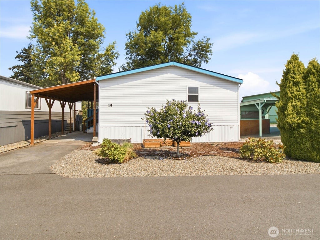 Photo of 621 Nick Rd RD #15, Centralia, WA 98531 (MLS # 2561553)