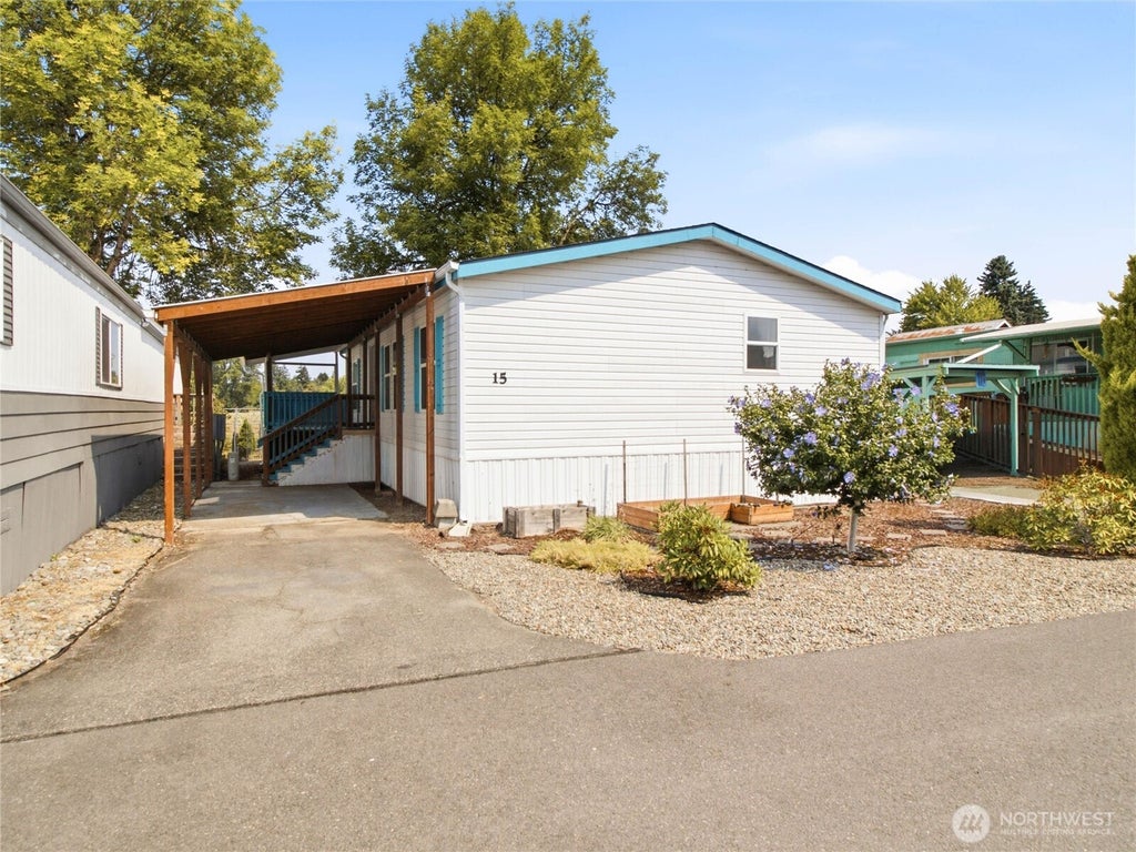 Photo of 621 Nick Rd RD #15, Centralia, WA 98531 (MLS # 2561553)