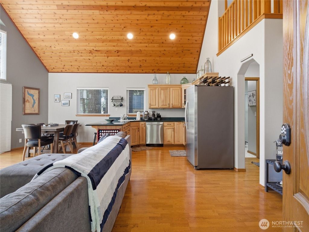 Photo of 361 N Duckabush Drive E, Hoodsport, WA 98548 (MLS # 2493744)