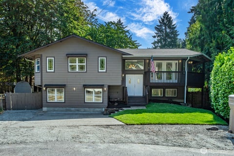 Photo of 10731 133rd Avenue E, Puyallup, WA 98374 (MLS # 2572337)