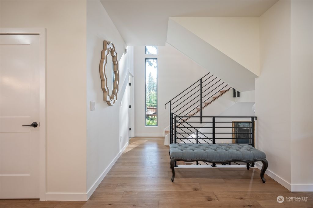 listing image 9364626617943254481