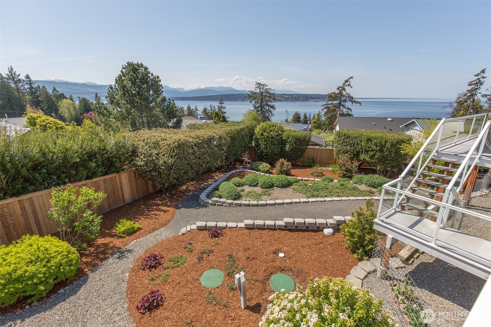 32 Quilcene Place