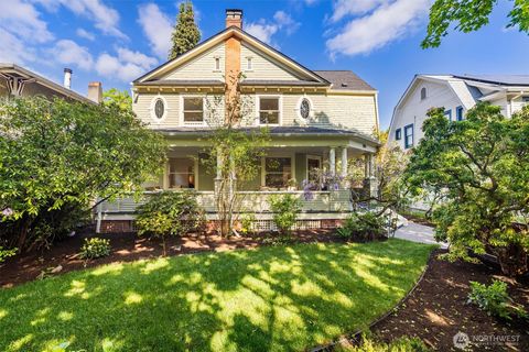 Photo of 806 15th Avenue E, Seattle, WA 98112 (MLS # 2521362)