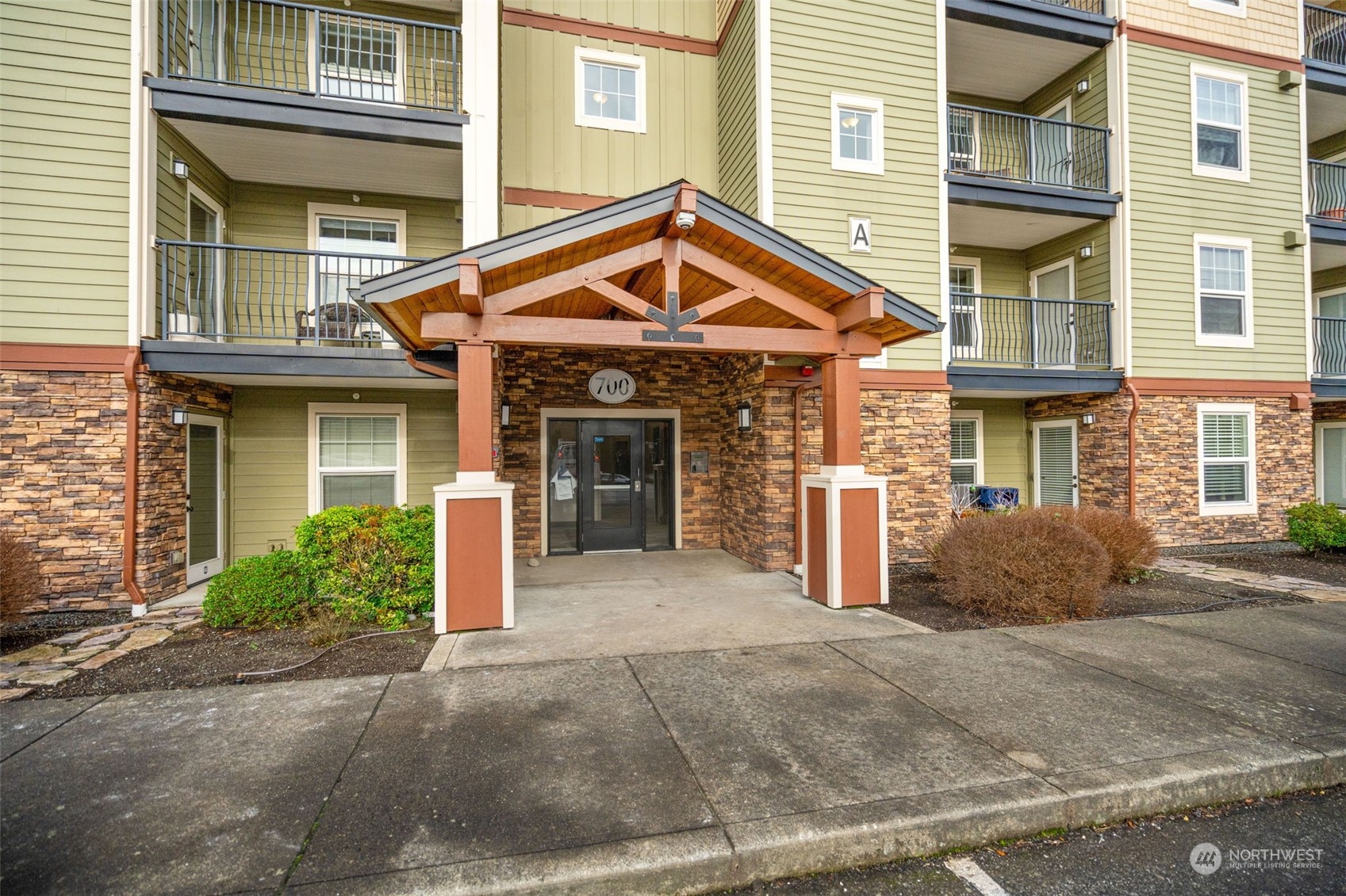 Bellingham, Washington 98225, United States, 2 Bedrooms Bedrooms, ,2 BathroomsBathrooms,Residential,Pending,10631