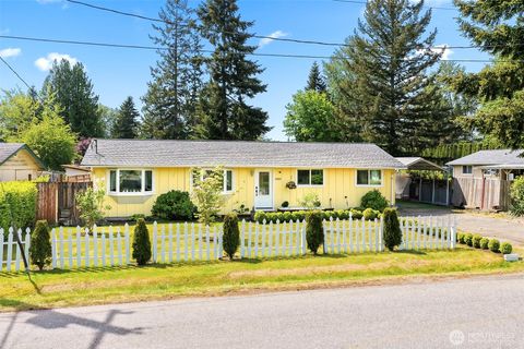 Photo of 13518 47th Drive NE, Marysville, WA 98271 (MLS # 2522973)