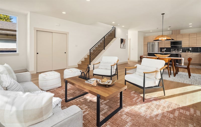 3007 S Dakota St
