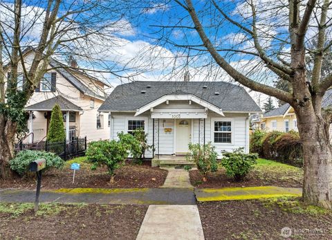 Photo of 1005 S Alder Street, Tacoma, WA 98405 (MLS # 2466459)