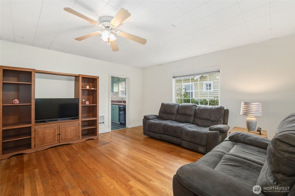 Photo of 1005 S Alder Street, Tacoma, WA 98405 (MLS # 2466459)