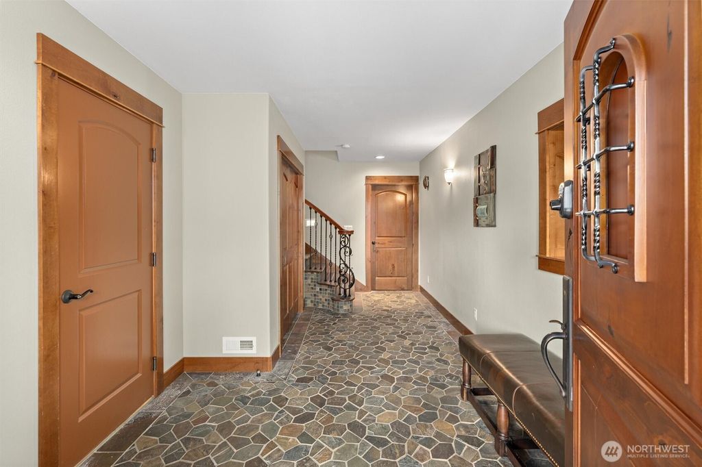 Photo of 1310 Snoqualmie Drive, Snoqualmie Pass, WA 98068 (MLS # 2455347)