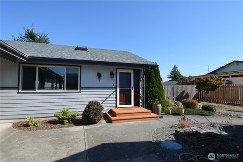 Photo of 50 Crownview Lane, Sequim, WA 98382 (MLS # 2582918)