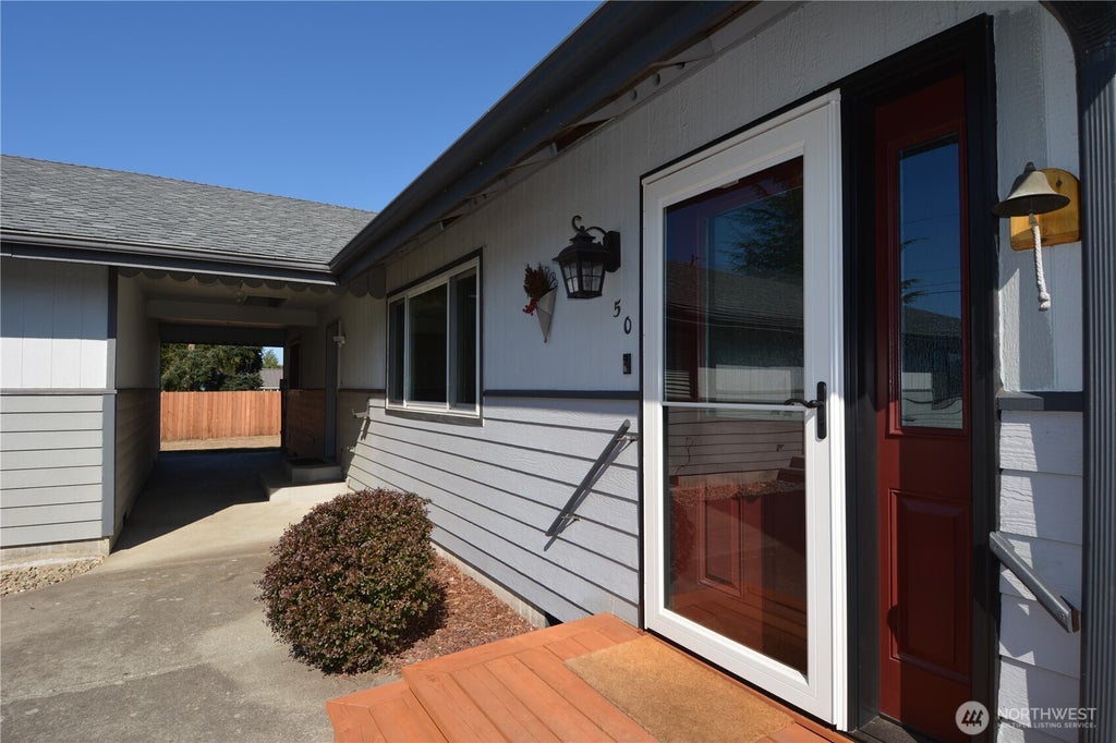 Photo of 50 Crownview Lane, Sequim, WA 98382 (MLS # 2582918)