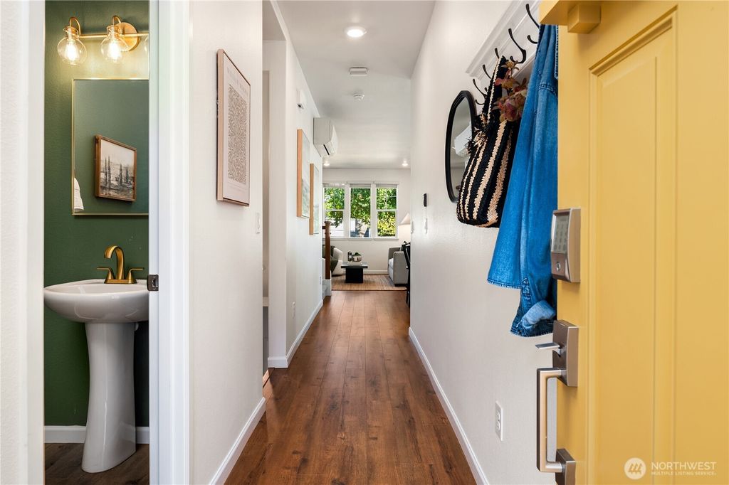 Photo of 6712 34th Avenue SW, Seattle, WA 98126 (MLS # 2438115)