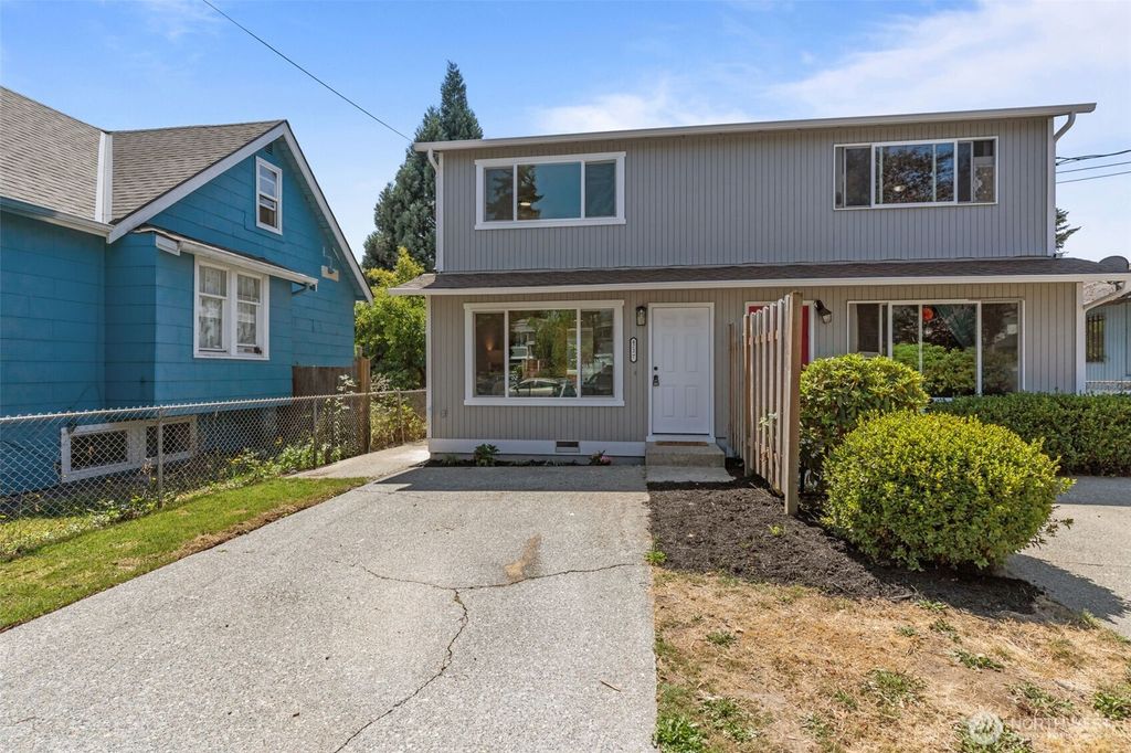 Photo of 4227 S Kenyon Street, Seattle, WA 98118 (MLS # 2412724)