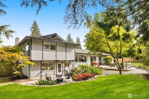Photo of 12532 SE 70th Street, Newcastle, WA 98056 (MLS # 2520993)