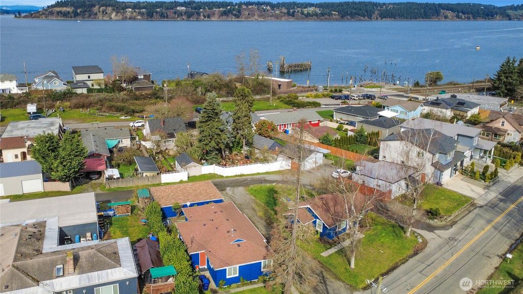 Photo of 1536 -1538 S Walters Road, Tacoma, WA 98465 (MLS # 2494752)
