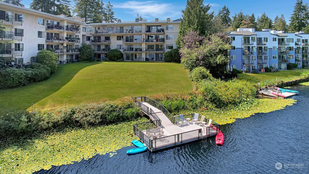 Photo of 322 N 134th Street #102, Seattle, WA 98133 (MLS # 2275166)