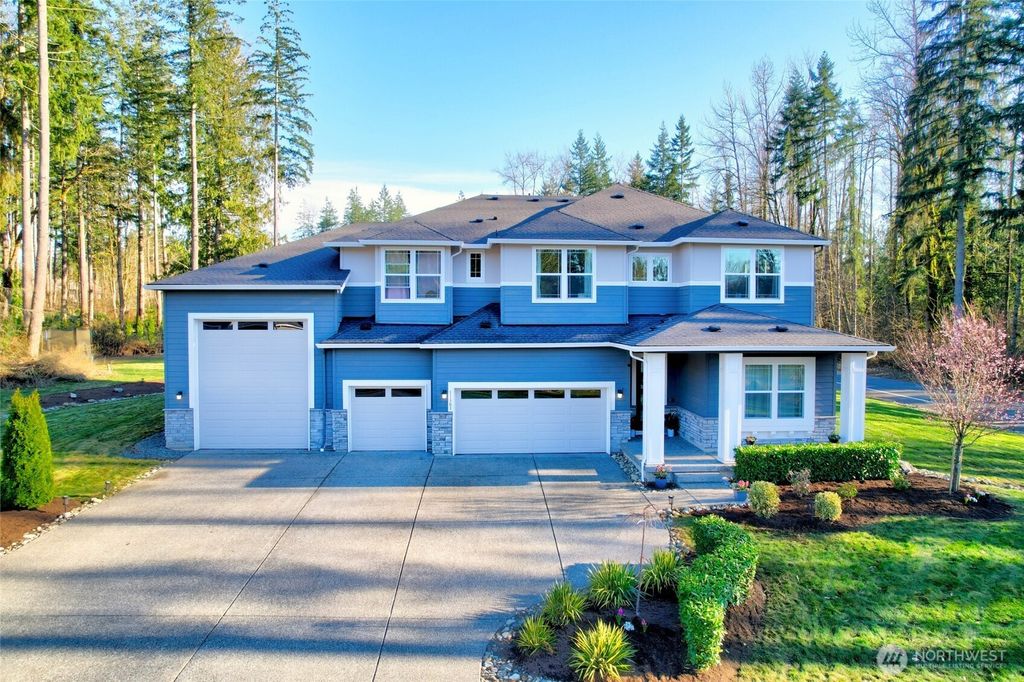 Photo of 11303 143rd Drive NE, Lake Stevens, WA 98258 (MLS # 2492445)